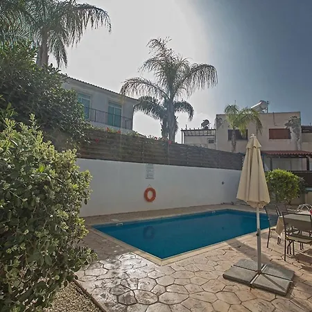 Villa Dafnis Sunshine - Modern 3 Bedroom With Pool - Close To Fig Tree Bay *