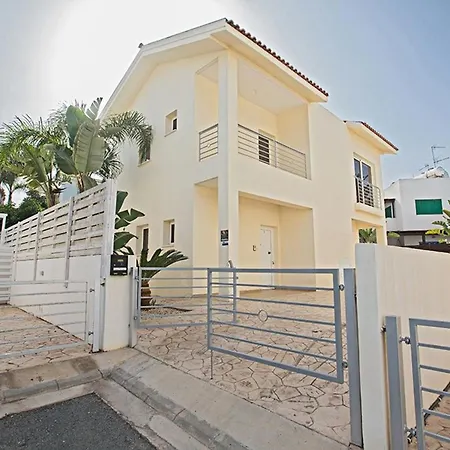 Dafnis Sunshine - Modern 3 Bedroom With Pool - Close To Fig Tree Bay *